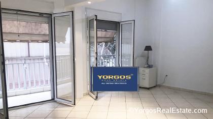 Open space that could be separated to Entrance + 2 bedrooms